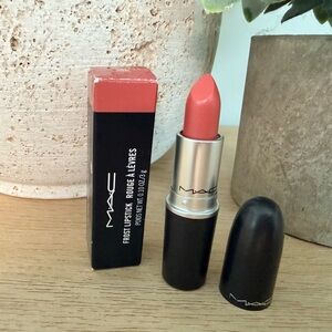 MAC Cosmetics Frost Lipstick – Shade: Soar (650) – Matte Finish
